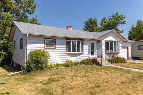 1911 Barbara Ave, Sturgis, SD 57785 photo 2