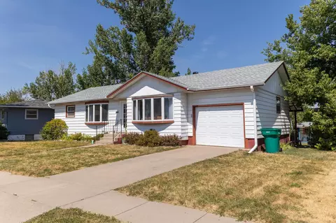 1911 Barbara Ave, Sturgis, SD 57785 photo 3