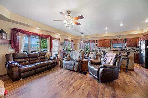 1823 Iron Horse Loop, Spearfish, SD 57783 photo 9