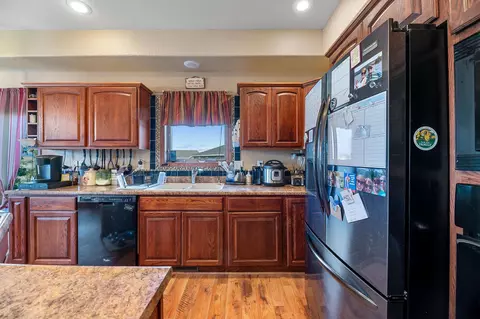 1823 Iron Horse Loop, Spearfish, SD 57783 photo 5