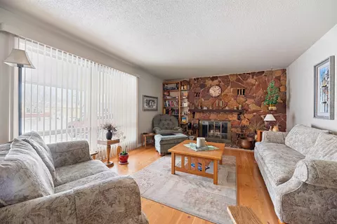 1224 Walworth St, Belle Fourche, SD 57717 photo 8