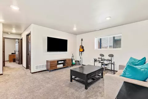 556 Mace Dr, Box Elder, SD 57719 photo 18