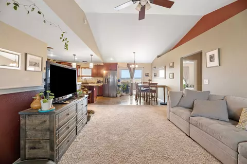 3310 Roughlock Ln, Spearfish, SD 57783 photo 3