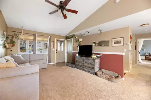 3310 Roughlock Ln, Spearfish, SD 57783 photo 2