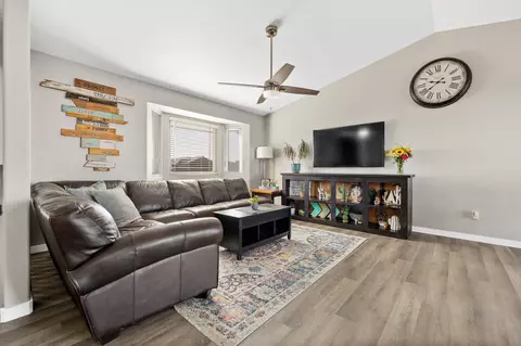 713 Radial Ln, Box Elder, SD 57719 photo 2