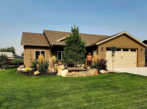3996 Pintlar Ave, Spearfish, SD 57783 photo 2