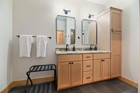 Bath - 21129 Gold Pan Trl, Lead, SD 57754 photo 3 of 4