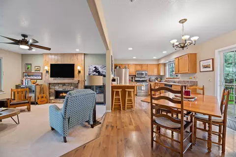 621 Fruitdale St, Spearfish, SD 57783 photo 12