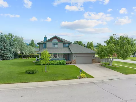 621 Fruitdale St, Spearfish, SD 57783 photo 9
