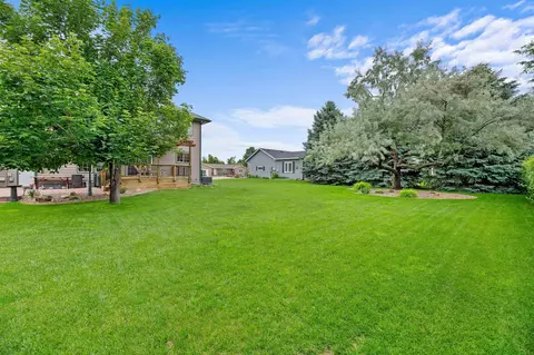 621 Fruitdale St, Spearfish, SD 57783 photo 8