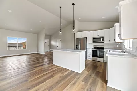 3417 Roughlock Ln, Spearfish, SD 57783 photo 2