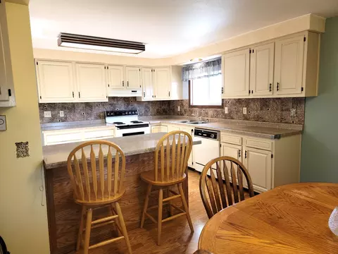 504 W 6th St, Lemmon, SD 57638 photo 5