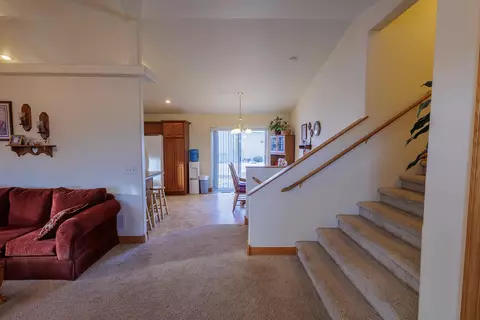 517 Aspen Dr, Spearfish, SD 57783 photo 4