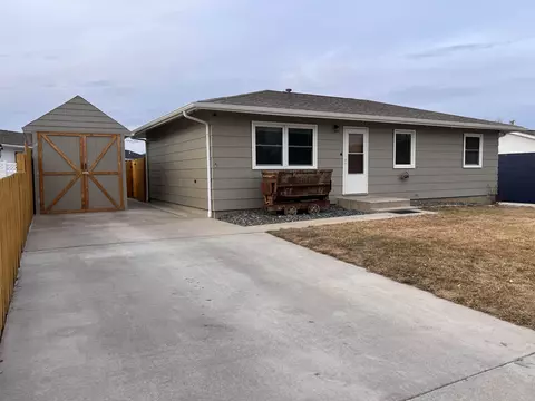 2102 Colorado Dr, Sturgis, SD 57785
