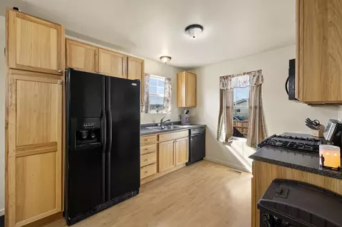 256 Trenton Ln, Box Elder, SD 57719 photo 4