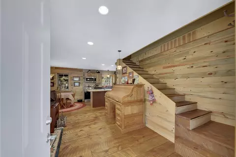 10402 Circle Dr, Edgemont, SD 57735 photo 17