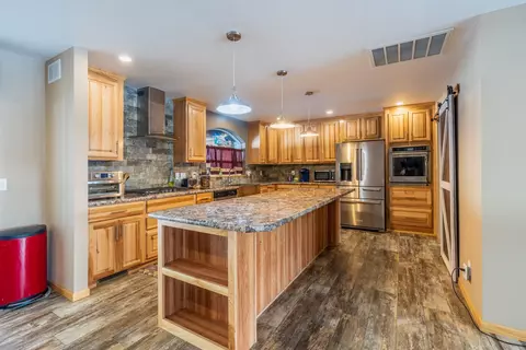 1067 E Homestead Dr, Custer, SD 57730 photo 15
