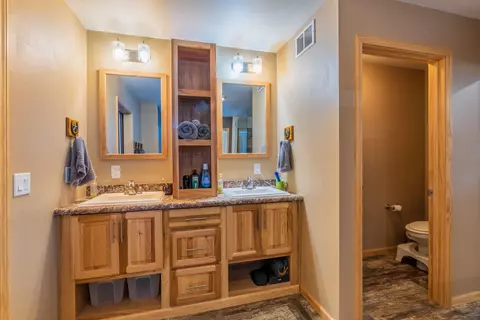1067 E Homestead Dr, Custer, SD 57730 photo 22