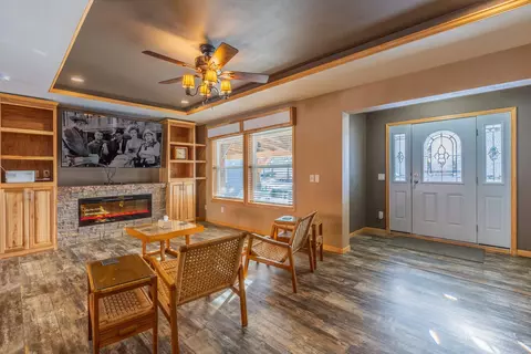 1067 E Homestead Dr, Custer, SD 57730 photo 11
