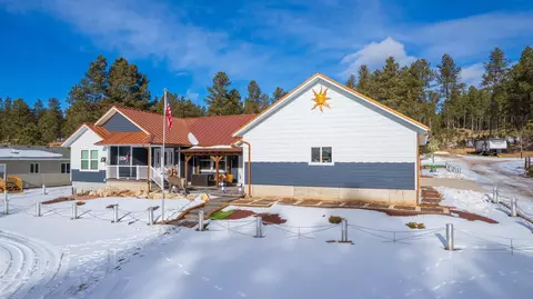 1067 E Homestead Dr, Custer, SD 57730 photo 5