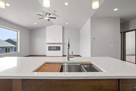 2204 Quartzite Dr, Sturgis, SD 57785 photo 10