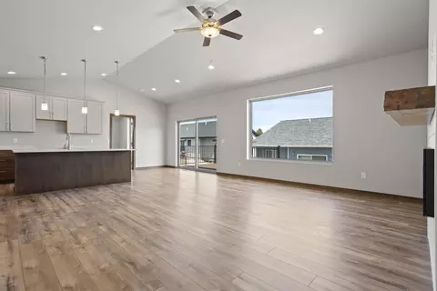 2204 Quartzite Dr, Sturgis, SD 57785 photo 5