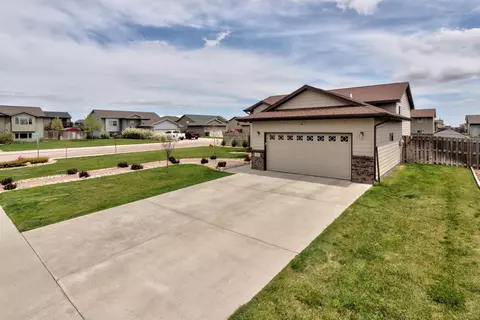 782 Radial Ln, Box Elder, SD 57719 photo 3