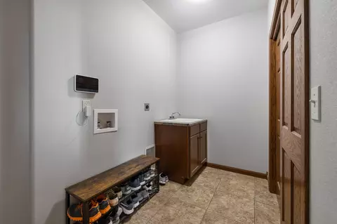 22743 Pickarts Ln, Box Elder, SD 57719 photo 9