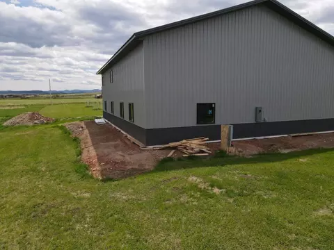 2415 Norman Ln, Belle Fourche, SD 57717 photo 7