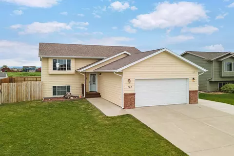 743 Radial Ln, Box Elder, SD 57719