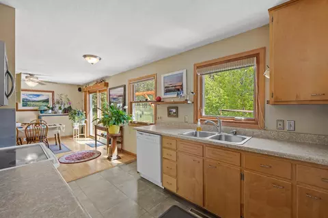 530 N 3rd St, Custer, SD 57730 photo 8