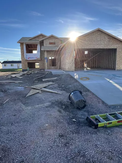 660 Valor Ct, Box Elder, SD 57719