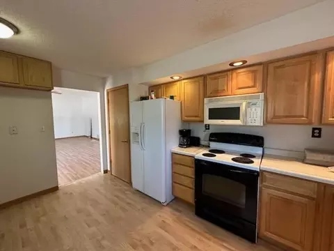 709 E St, Edgemont, SD 57735 photo 5
