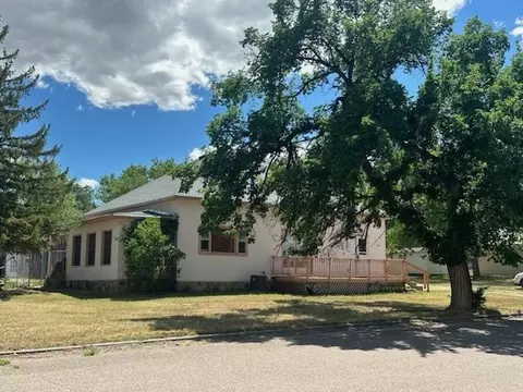 709 E St, Edgemont, SD 57735 photo 2