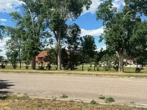 709 E St, Edgemont, SD 57735 photo 23