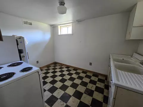 211 W 7th Ave, Lemmon, SD 57638 photo 19