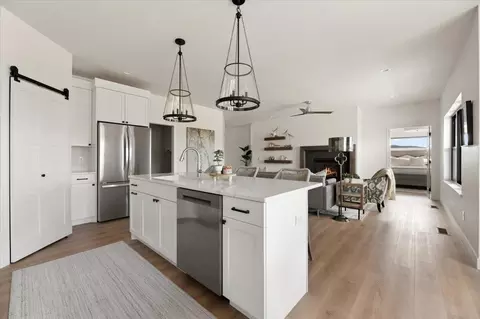Kitchen - 1912 Pronghorn Rd, Spearfish, SD 57783 photo 4 of 5
