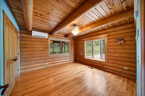 Bedroom - 13639 Highway 40, Keystone, SD 57751 photo 1 of 3