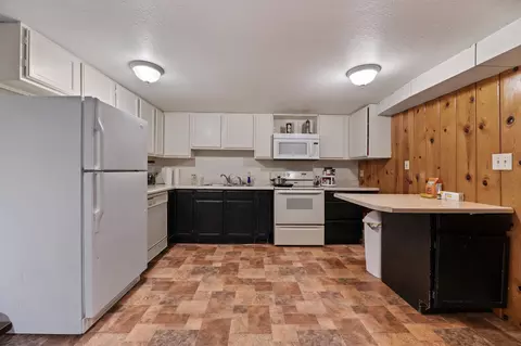 313 E 313 12 E Federal St, Spearfish, SD 57783 photo 17