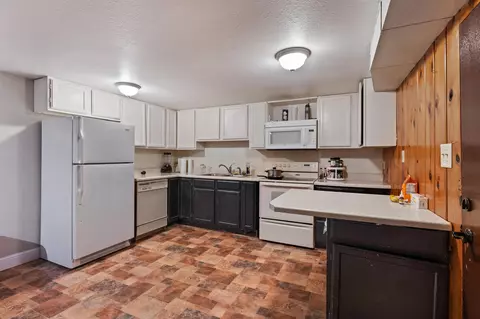 313 E 313 12 E Federal St, Spearfish, SD 57783 photo 16