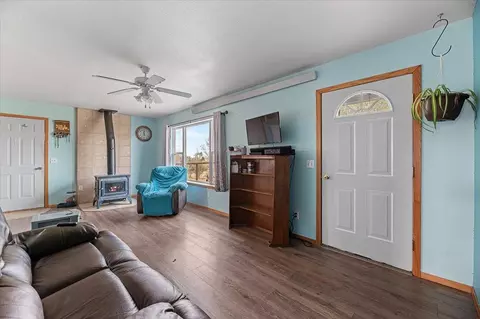 11013 Wells Ln, Belle Fourche, SD 57717 photo 4