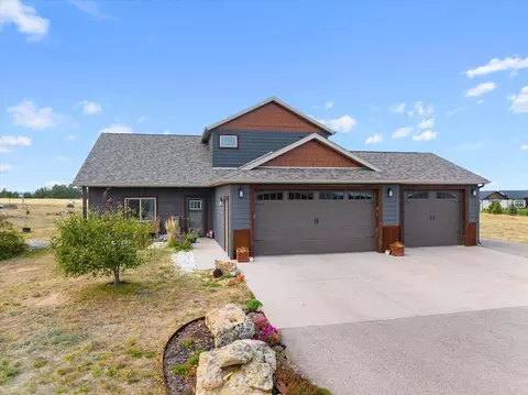 19271 Hat Ranch Dr, Belle Fourche, SD 57717 photo 1