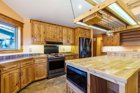 405 Clay St, Custer, SD 57730 photo 5