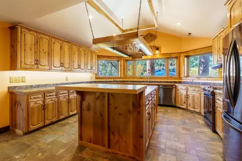 405 Clay St, Custer, SD 57730 photo 7