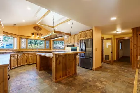 405 Clay St, Custer, SD 57730 photo 8