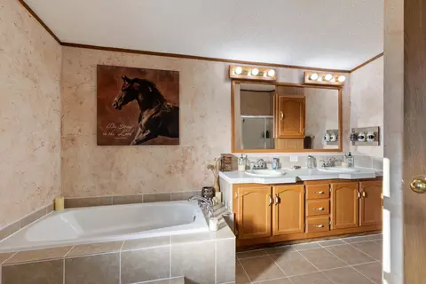 14979 224th St, Box Elder, SD 57719 photo 8
