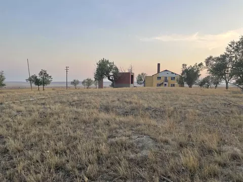 10933 Harney Rd, Edgemont, SD 57735 photo 2
