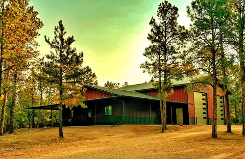180 Cedar Ridge Rd, Moorcroft, WY 82721