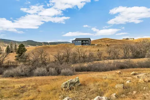 3968 Twisted Oak Rd, Sturgis, SD 57785 photo 3