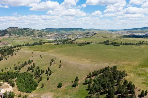 lot9 Blk 2 Oak Crest Ct, Spearfish, SD 57783